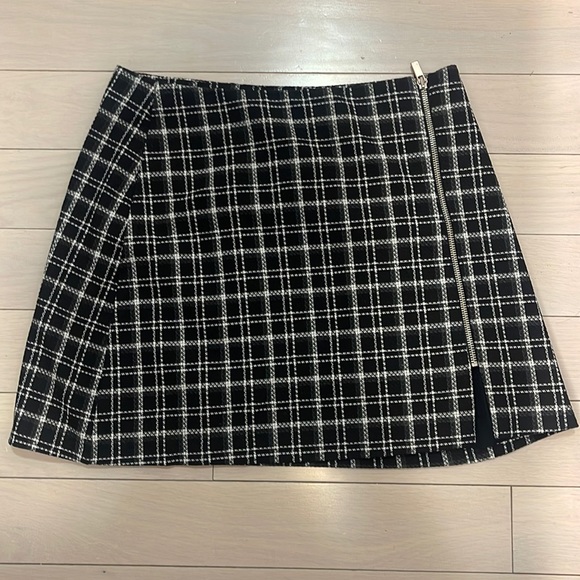 Zara plaid skirt with zipper detail - Picture 1 of 2
